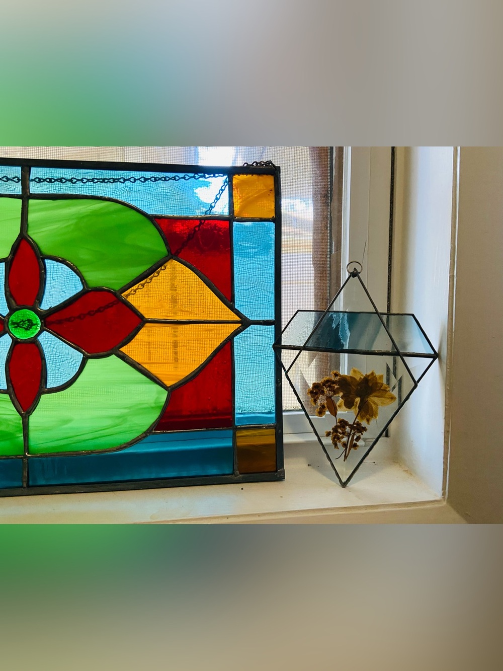 Vintage Beveled Diamond Shaped Suncatcher with Dried Pressed Flowers